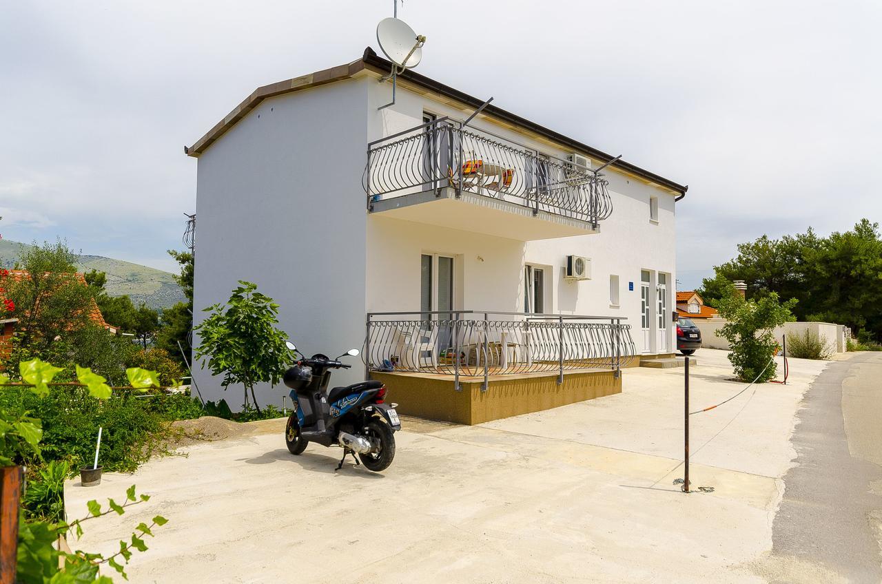 Apartments Mirko I Anda Donji Okrug  Exterior foto